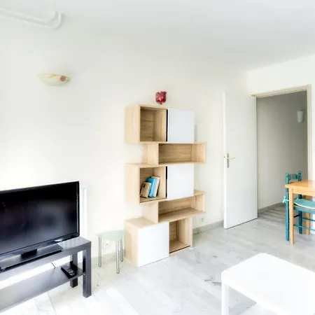Sidon Furnished Studio Apartament *